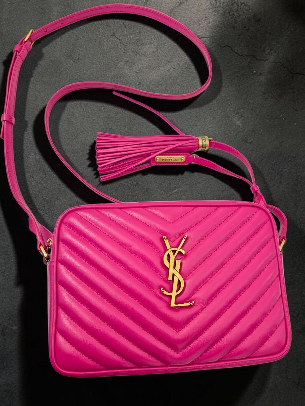 Saint Laurent Hot Pink Quilted Leather Crossbody Camera Bag with Tassel - Picture 6 of 16